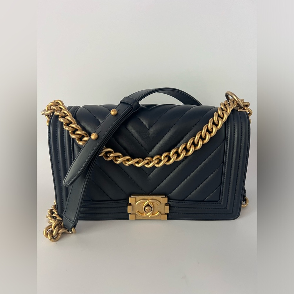 Authentic Chanel Medium Flap Lambskin Le Boy Chevron Navy & Brushed Gold - Picture 14 of 16